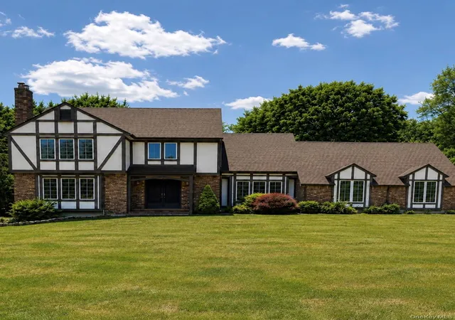 Single family home for sale at 17 Allison Dr, Monroe, NY 10950 | MLS# 1014862