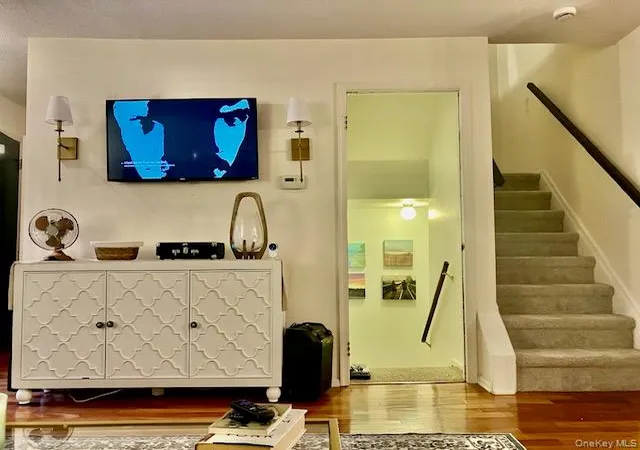 Listing Photo 5 - Condo for sale in building located at 35 Poplar Cir, Peekskill, NY 10566