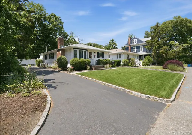 5th image of 2 Hilltop Dr, Oyster Bay, NY 11709 | MLS# 1014886