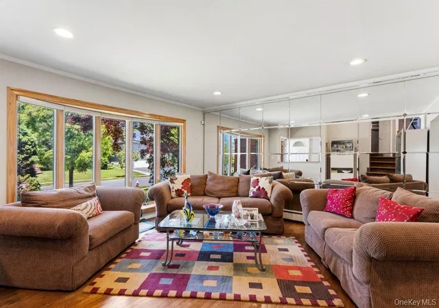 5th image of 22 Theodore Dr, Oyster Bay, NY 11803 | MLS# 1014894