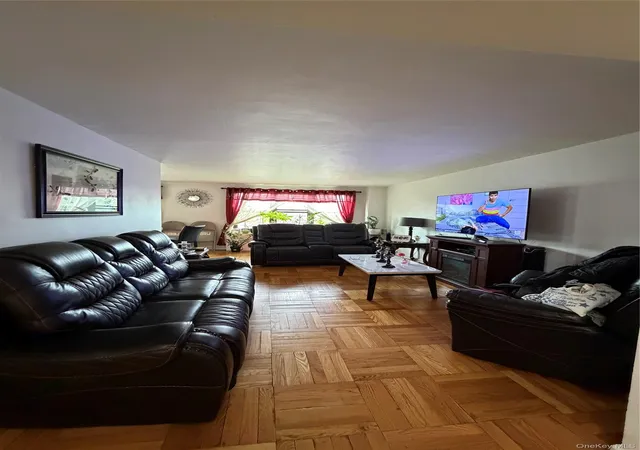 4th image of 2835 Webb Ave #6E, Bronx, NY 10468 | MLS# 1014908