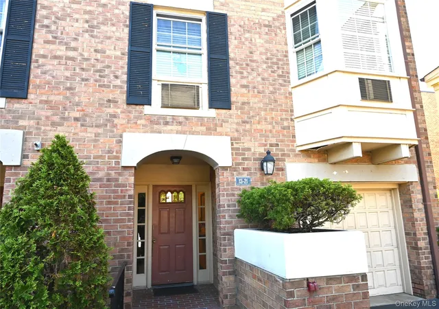 3rd image of 13-21 Michael Ct, Bayside, NY 11360