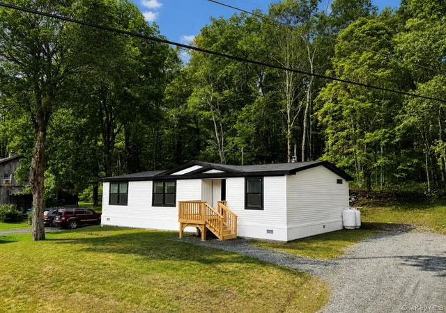 1st image of 256 Main St, Rockland, NY 12758 | MLS# 1014928