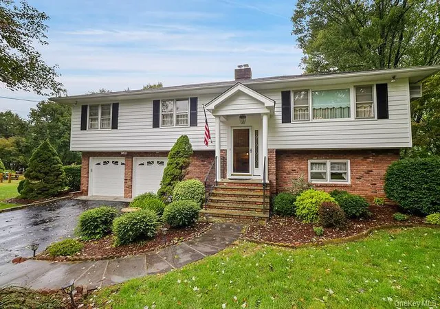 Photo 1 of Single family home for sale at 5 Susan Dr, Somers, NY 10589 | MLS# 1014946 | Listing updated on 2026-10-07