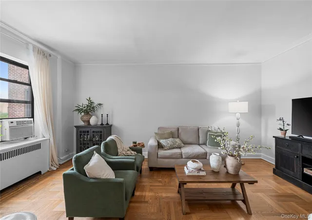 Photo 4 of House for sale at 3245 Perry Ave #6F, Bronx, NY 10467 | MLS# 1014947 | Listing updated on 2026-07-21