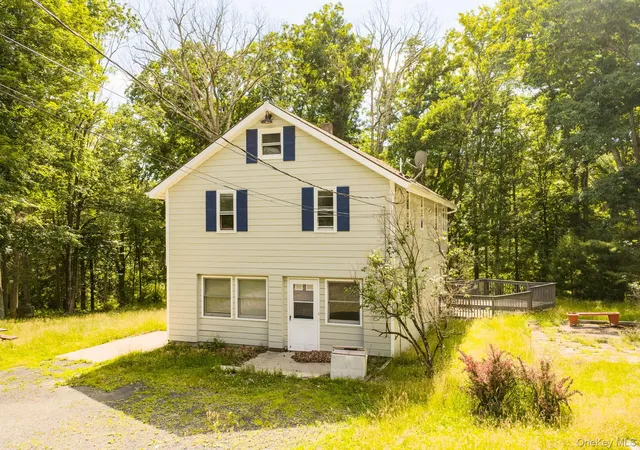 Homes for sale in Lumberland, NY | 13 Oneida Trl, Lumberland, NY 12737 | MLS# 1014953
