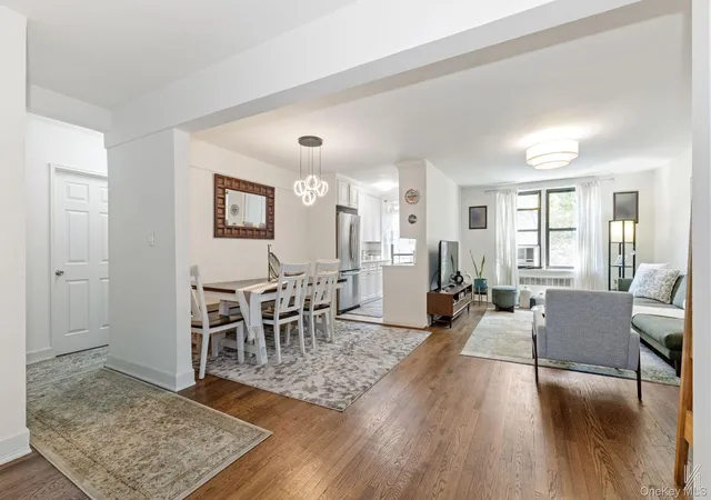 3rd image of 33-45 94Th St #4H, Jackson Heights, NY 11372 | MLS# 1014973