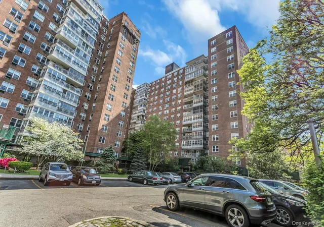 4th image of 138-10 Franklin Ave #9J, Flushing, NY 11355 | MLS# 1014980