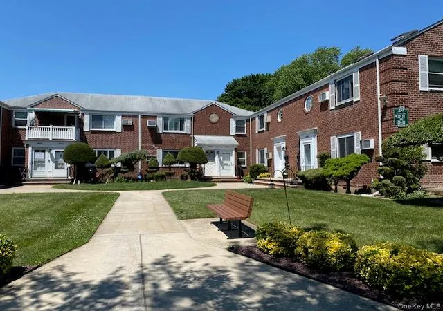 2nd image of 264 17 73rd Ave #E-2, Glen Oaks, NY 11004 | MLS# 1014982