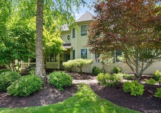 Homes for sale in Warwick (town), NY | 32 Somerset Ln, Warwick (town), NY 10990 | MLS# 1014994