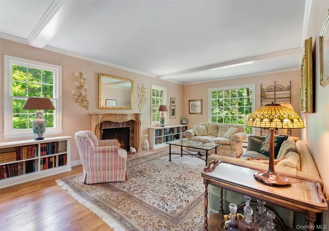 Homes for sale in Bedford, NY | 29 Cartway Ln W, Bedford, NY 10506 | MLS# 1014995