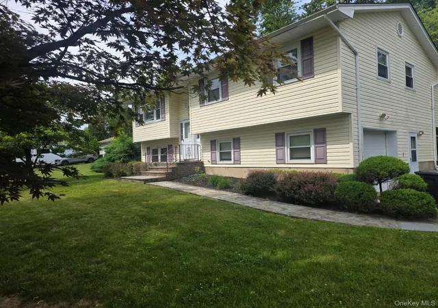 2nd image of 3 Amherst Rd, New City, NY 10956 | MLS# 1015010