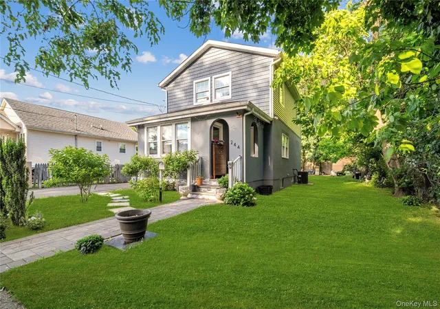 2nd image of 244 Sheridan St, North Hempstead, NY 11590 | MLS# 1015026