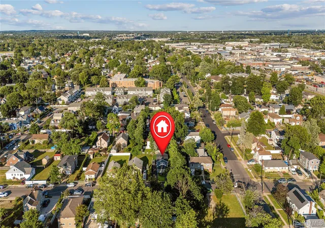 25th image of 244 Sheridan St, North Hempstead, NY 11590 | MLS# 1015026