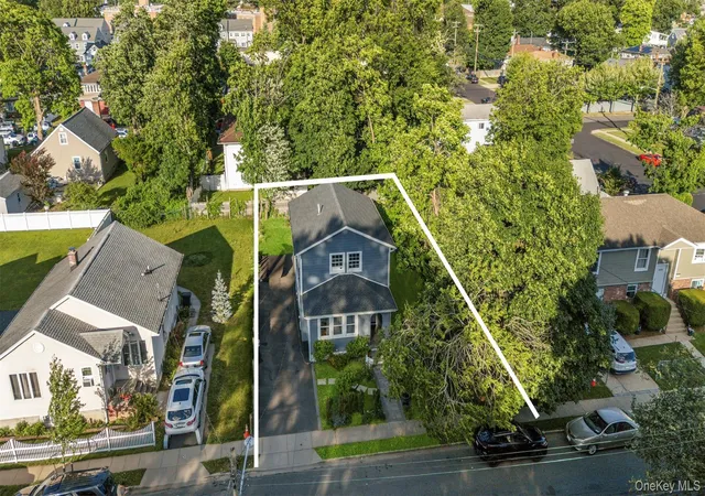 3rd image of 244 Sheridan St, North Hempstead, NY 11590 | MLS# 1015026