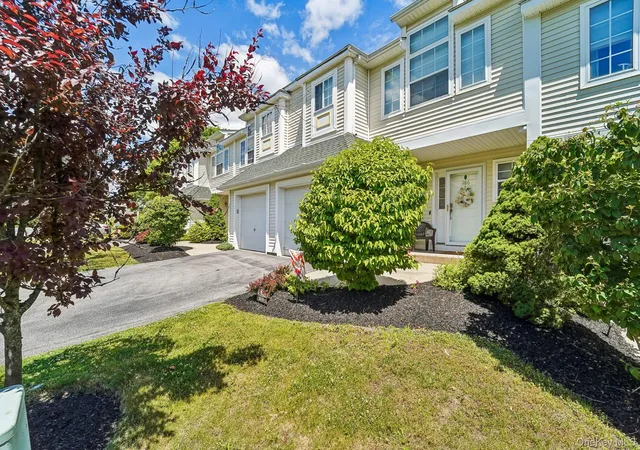 Homes for sale in Newburgh (town), NY | 186 Sara Ln #7D, Newburgh (town), NY 12550 | MLS# 1015032