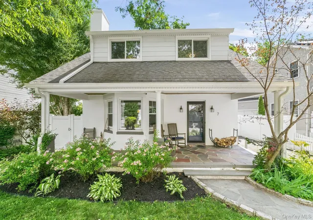 Photo 1 of Sale Pending at 7 Brook Pl, Ossining, NY 10562 | MLS# 1015069 | Listing updated on 2026-09-13