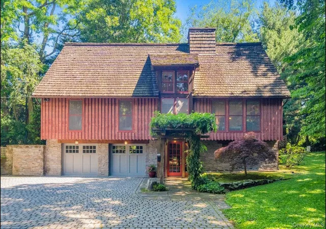 Photo 2 of Sale Pending at 1821 Spring Valley Rd, Ossining, NY 10562 | MLS# 1015078 | Listing updated on 2026-07-18