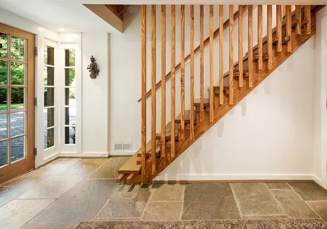 Photo 4 of Sale Pending at 1821 Spring Valley Rd, Ossining, NY 10562 | MLS# 1015078 | Listing updated on 2026-07-18
