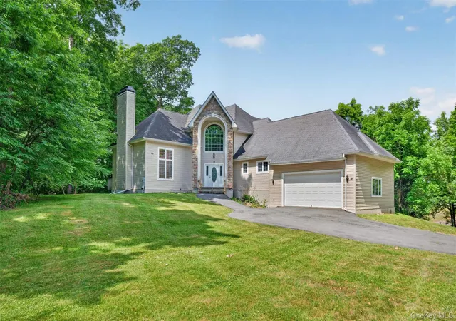 1st image of 21 Huyler Dr, Hyde Park, NY 12538 | MLS# 1015082