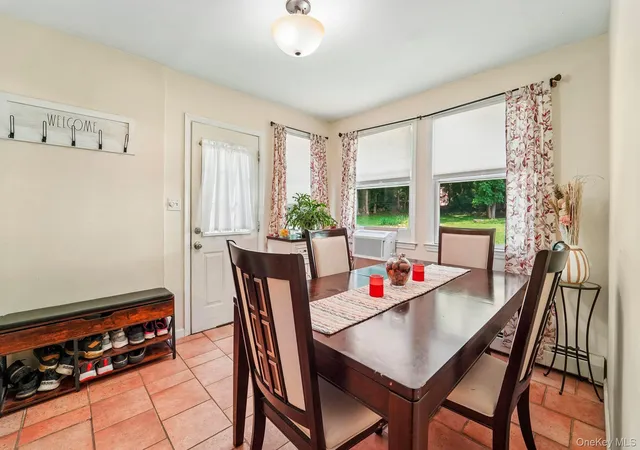 Photo 4 of Single family home for sale at 77 Baron De Hirsch Rd, Cortlandt, NY 10517 | MLS# 1015097 | Listing updated on 2026-09-25