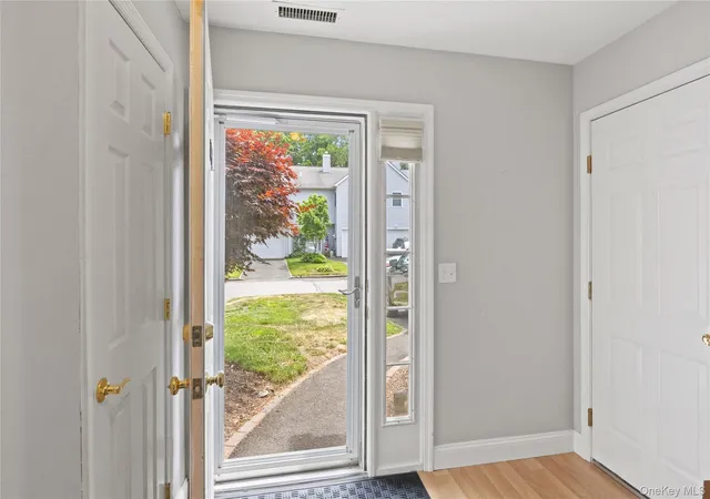 Photo 2 of Sale Pending at 1406 Sara Cir, Brookhaven, NY 11776 | MLS# 1015102 | Listing updated on 2026-08-27