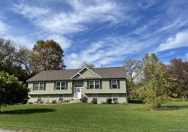 1st image of 34 Palmer Cir, Beekman, NY 12570 | MLS# 1015138