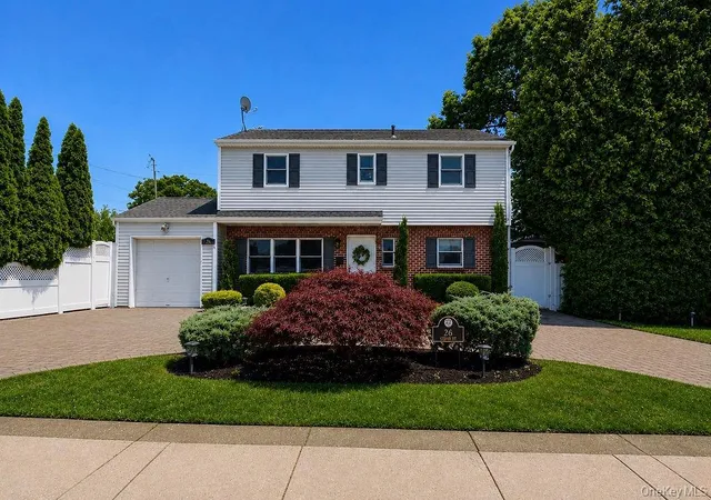 1st image of 26 Cedar St, Oyster Bay, NY 11735 | MLS# 1015141