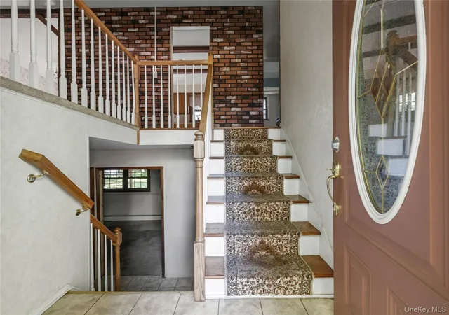 5th image of 9 Adams Ln, Airmont, NY 10901 | MLS# 1015151
