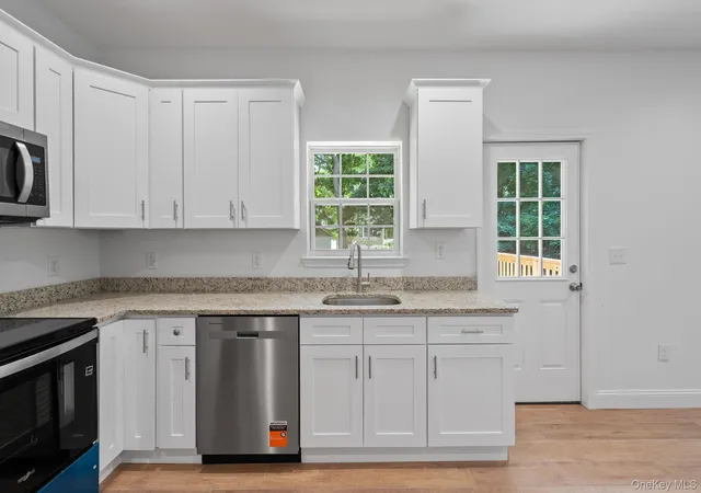 5th image of 7 Lafayette St, Montgomery, NY 12586 | MLS# 1015152