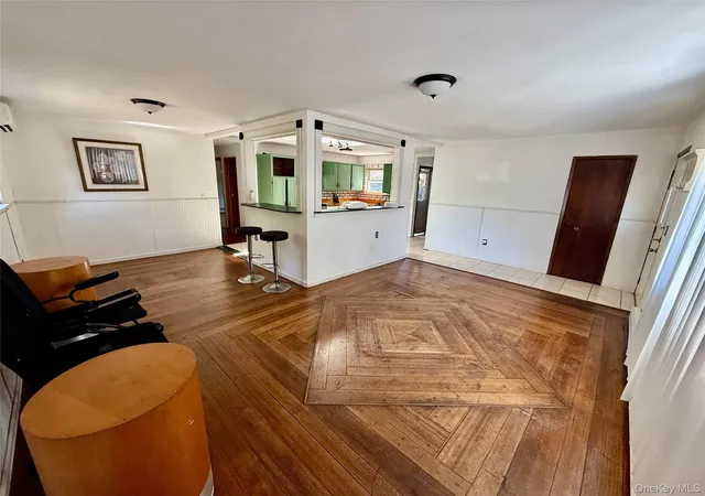 4th image of 142 Palmer St, Islip, NY 11717 | MLS# 1015160