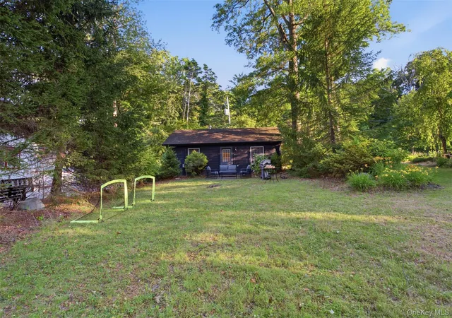 Homes for sale in Clarkstown, NY | 126 New Valley Rd, Clarkstown, NY 10956 | MLS# 1015164