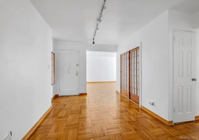 5th image of 32-20 89Th St, New York, NY 11369