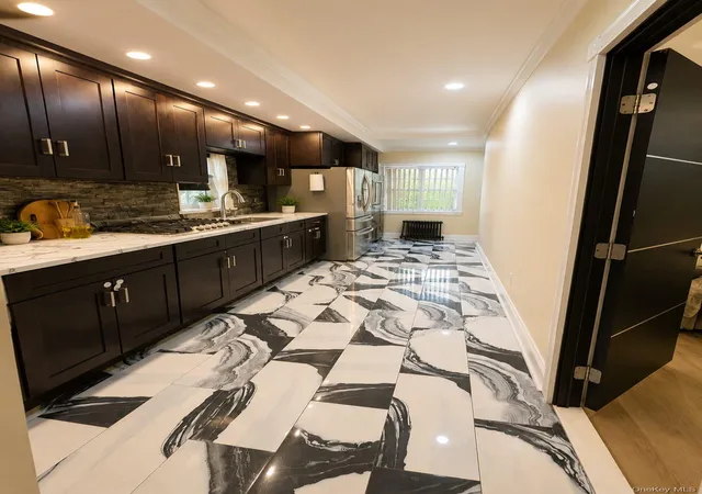 4th image of 1158 Leland Ave, Bronx, NY 10472 | MLS# 1015202