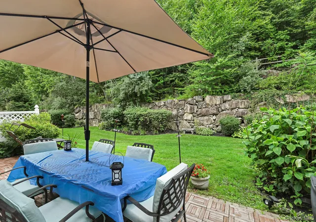 Photo 3 of Single family home for sale at 271 Woodlands Dr, Tuxedo Park, NY 10987 | MLS# 1015224 | Listing updated on 2026-09-06