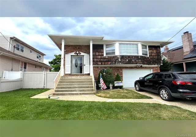 1st image of 981 Mckinley St, Hempstead, NY 11510 | MLS# 1015242