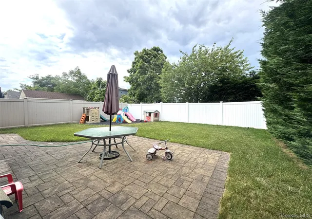 17th image of 981 Mckinley St, Hempstead, NY 11510 | MLS# 1015242