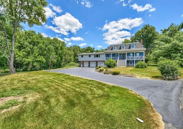 Homes for sale in Newburgh (town), NY | 9 Echo Ln, Newburgh (town), NY 12550 | MLS# 1015245