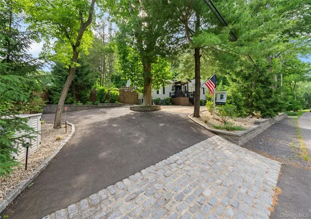 5th image of 337 N Side Rd, Riverhead, NY 11792 | MLS# 1015247