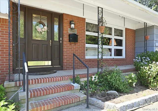 3rd image of 40 Bayview Ave, Amityville, NY 11701 | MLS# 1015262