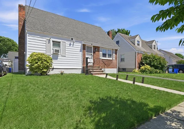 1st image of 105 N Montague St, Hempstead, NY 11580 | MLS# 1015276