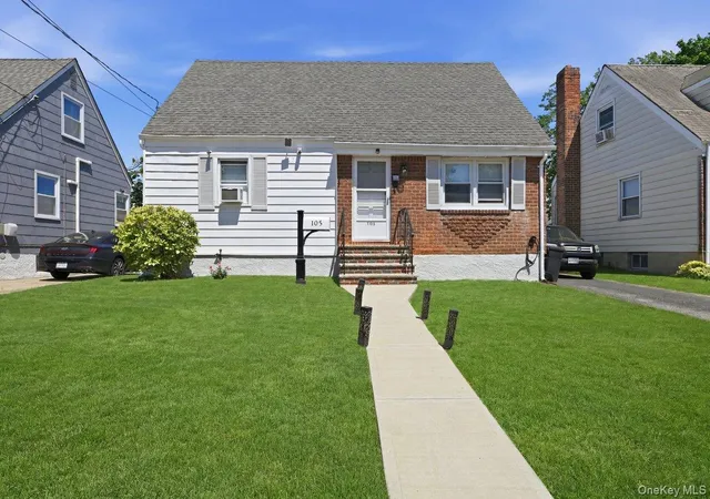 2nd image of 105 N Montague St, Hempstead, NY 11580 | MLS# 1015276