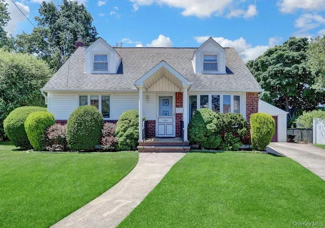 Photo 1 of Sale Pending at 955 Cedar Ct, Franklin Square, NY 11010 | MLS# 1015293 | Listing updated on 2026-06-30