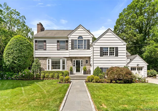 Homes for sale in Scarsdale, NY | 26 Lincoln Rd, Scarsdale, NY 10583 | MLS# 1015298