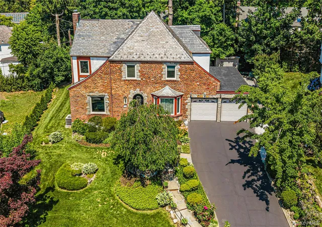 Photo 1 of Single family home for sale at 36 Strathmore Rd, North Hempstead, NY 11023 | MLS# 1015327 | Listing updated on 2026-08-03