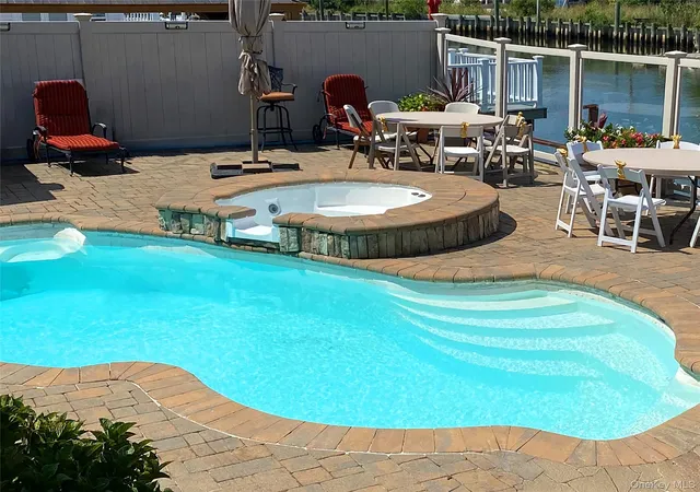 40th image of 3510 Riverside Dr, Oceanside, NY 11572 | MLS# 1015329