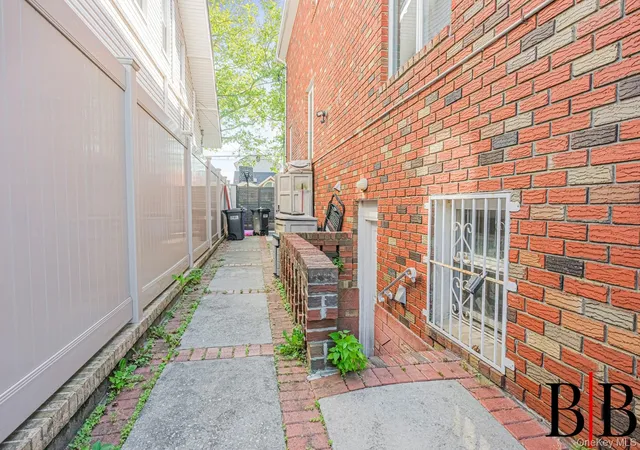 3rd image of 2161 E 72Nd St, New York, NY 11234 | MLS# 1015382