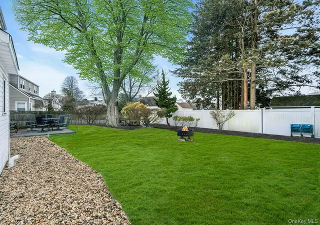 24th image of 112 Foster Blvd, Babylon, NY 11702 | MLS# 1015385