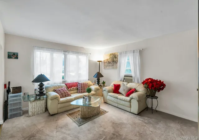 4th image of 112 Foster Blvd, Babylon, NY 11702 | MLS# 1015385