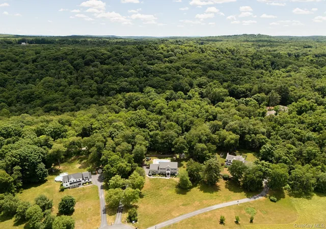 24th image of 12 Ann Dr, Rhinebeck, NY 12572 | MLS# 1015398